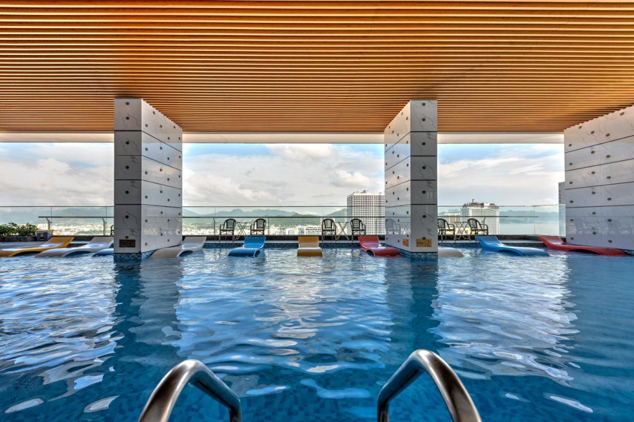 S Lux Apartment Virgo Nha Trang Luaran gambar